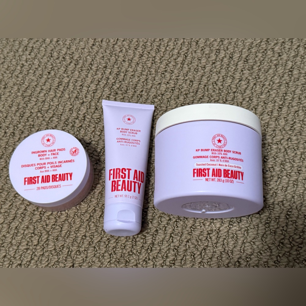 First Aid Beauty Skincare Set
